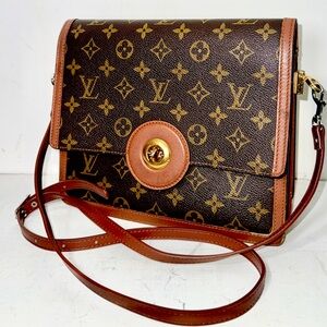 Auth Louis Vuitton Respail Shoulder bag